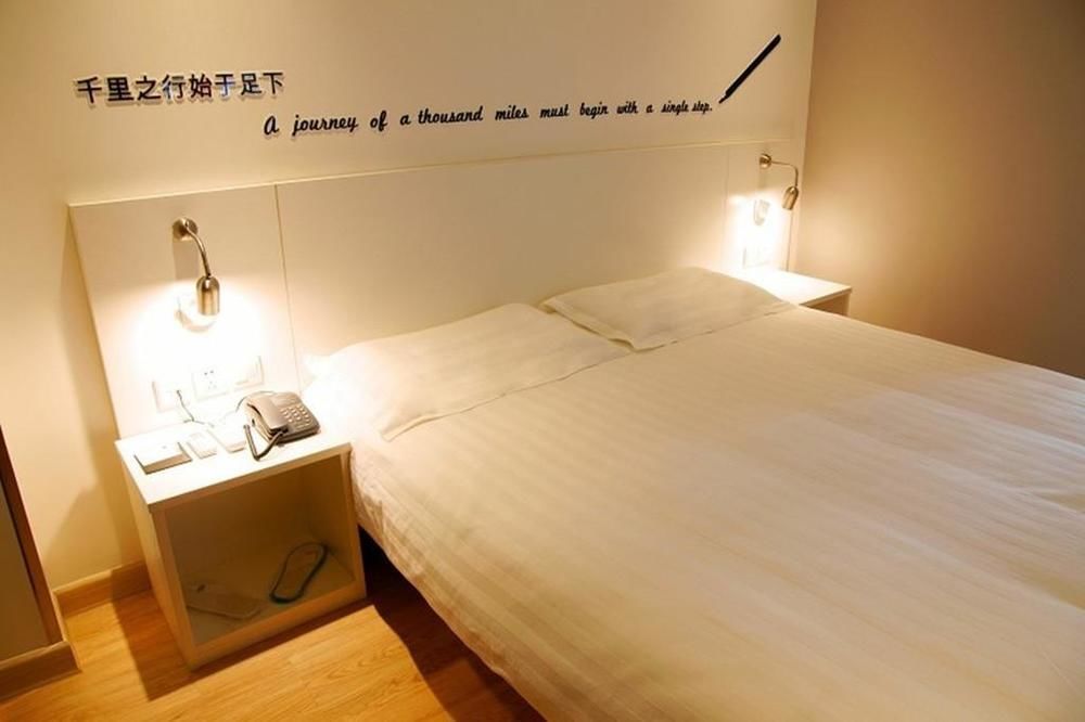 וונז'ו Motel 168 Huanglong Trade Area Branch מראה חיצוני תמונה